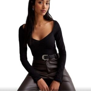 Madewell | Ribbed Sweetheart Ruched Top